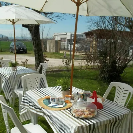 A Casa Vittoria 3* 카살레키노 디 레노