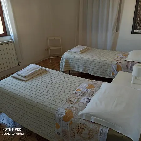 B&B A Casa Vittoria 3*